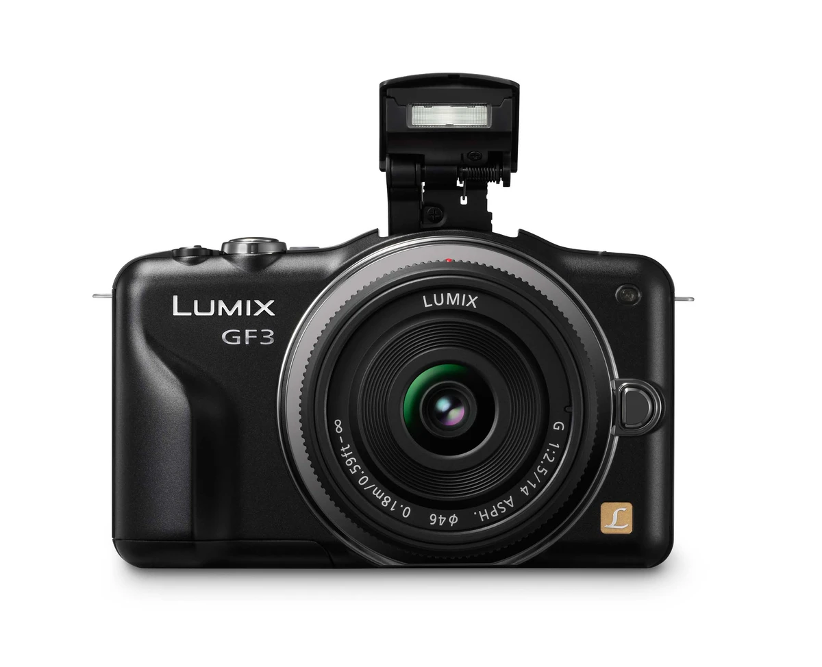 Panasonic palm-sized mirrorless cameras offer more creativity