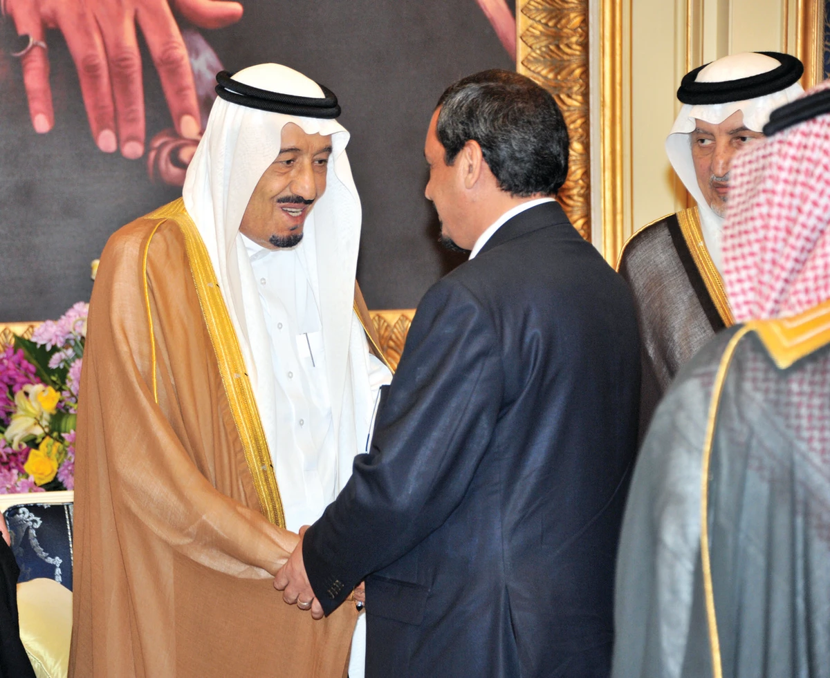 Crown prince tells governors to accept oaths on his behalf