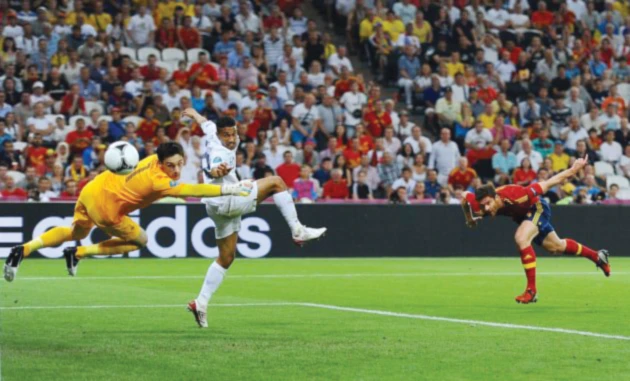 Spain rolls past listless France