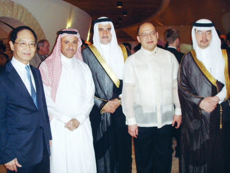 Philippine Embassy holds I-Day reception