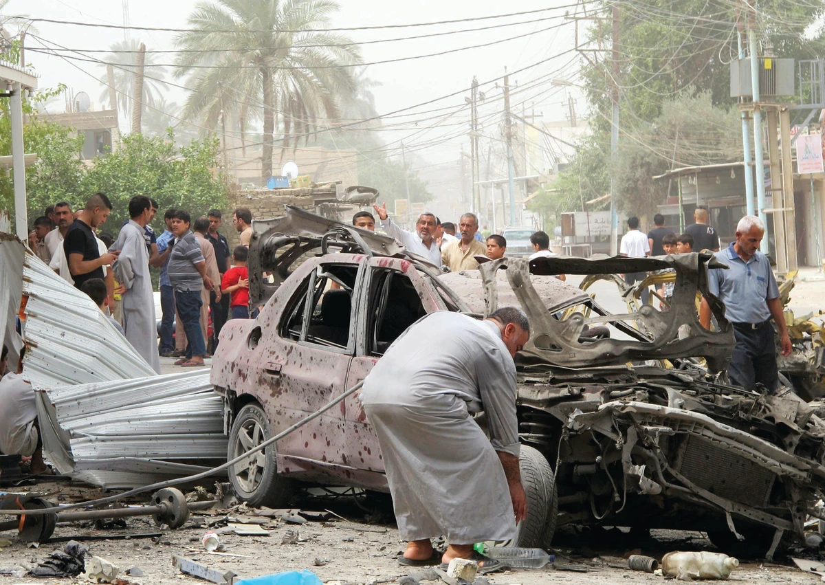 Baghdad bombing-displaced suffer