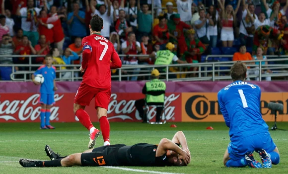 Ronaldo steers Portugal into last eight