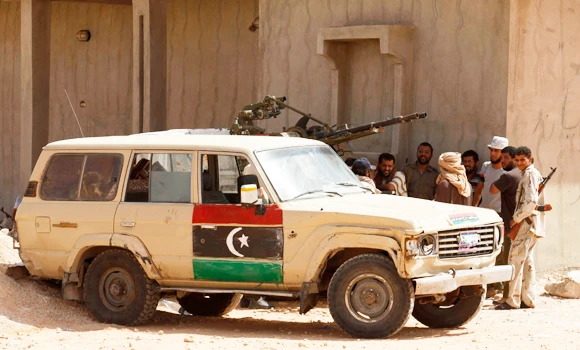 Tribal fighting erupts south of Libyan capital