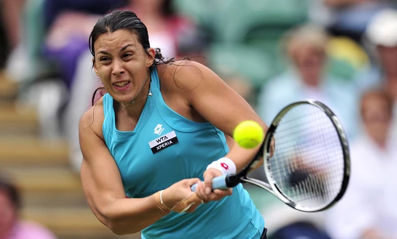 Bartoli reaches Eastbourne semis, rain holds up men