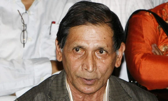 Amid crisis, largest Nepal political party splits