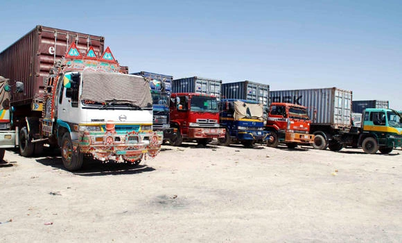 Pakistan, US sign troop supply deal