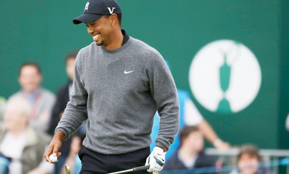 Tiger’s birdie blast rattles Snedeker’s Open lead