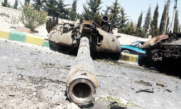Syrian helicopter gunships strafe Aleppo rebels