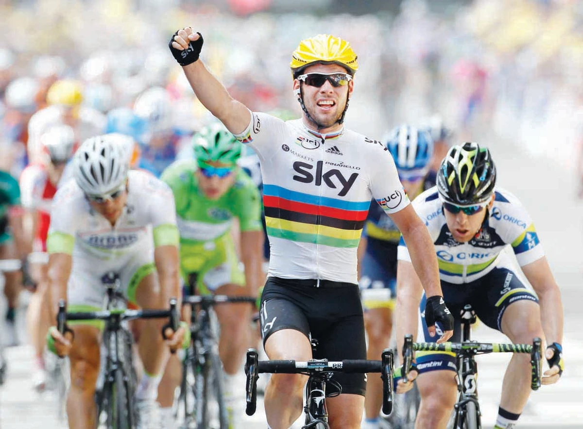 Cavendish goes it alone for 21st win