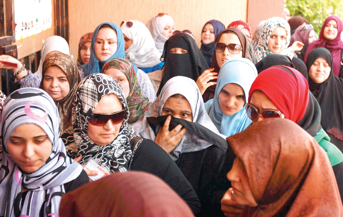 Libyans vote in historic election