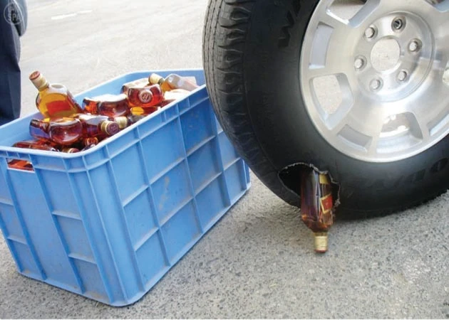 Customs seize counterfeit goods