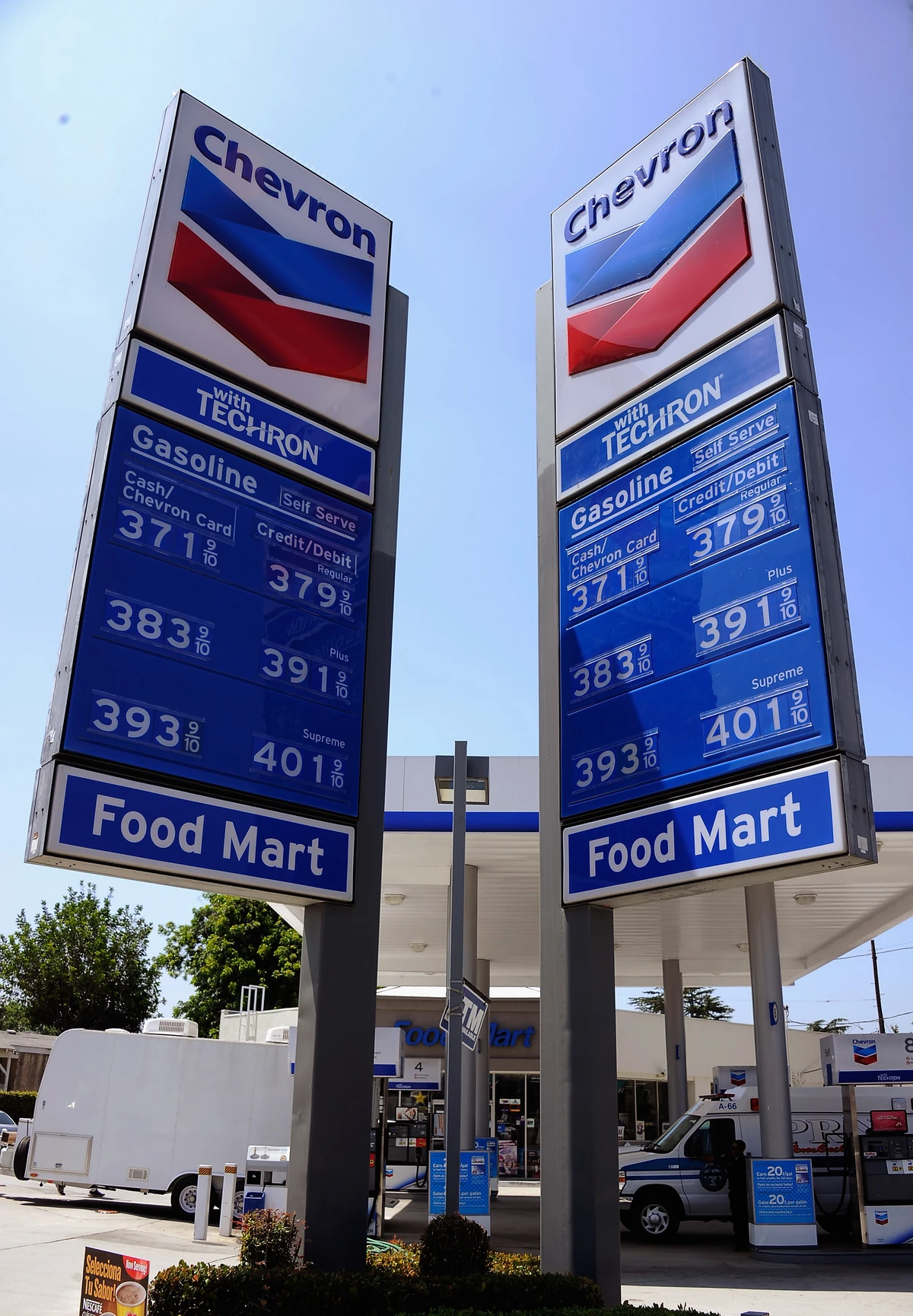 Economic slowdown could cap oil prices, says IEA