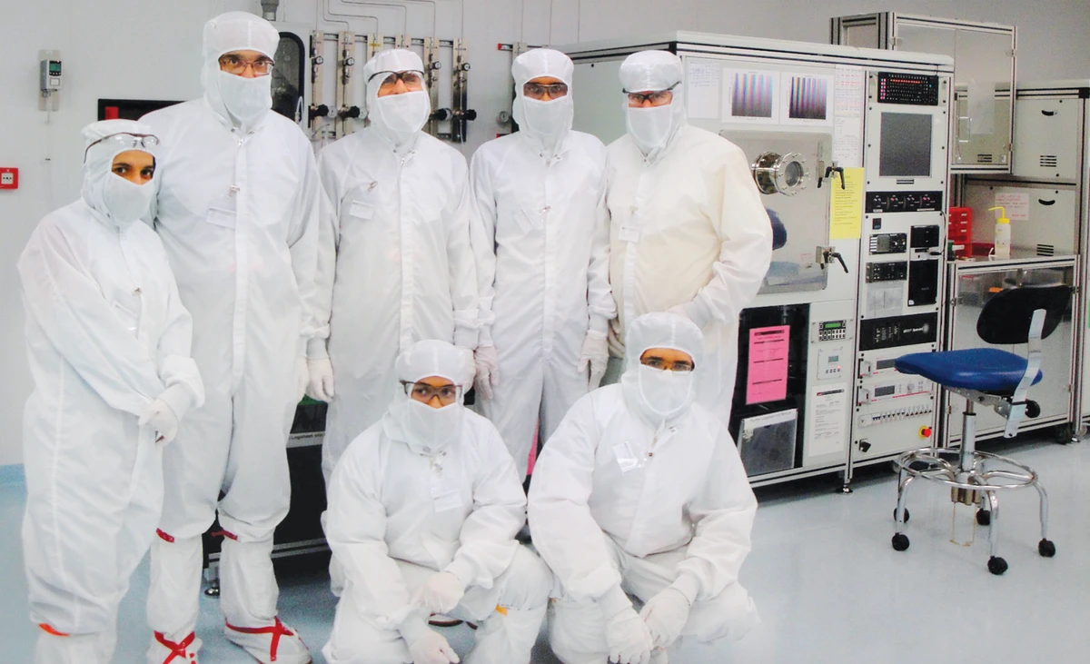 Masdar Institute gears up to commission clean room lab
