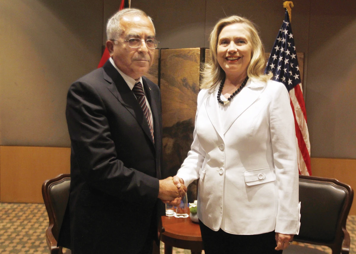 Clinton broaches Syria, Iran during Israel visit