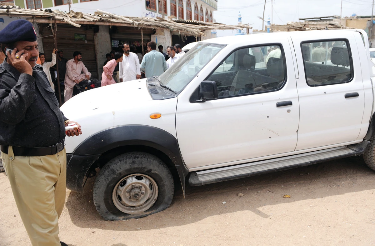 UN doctor, driver shot at in Karachi