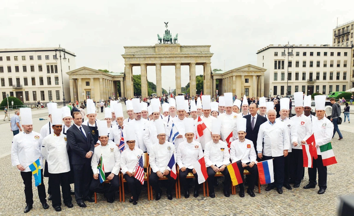 Too many cooks don’t spoil the broth!