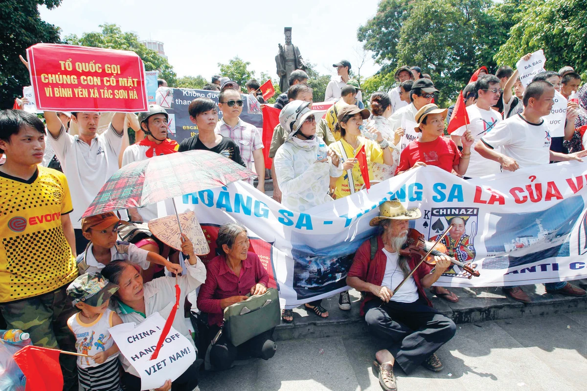 China to formally garrison disputed South China Sea