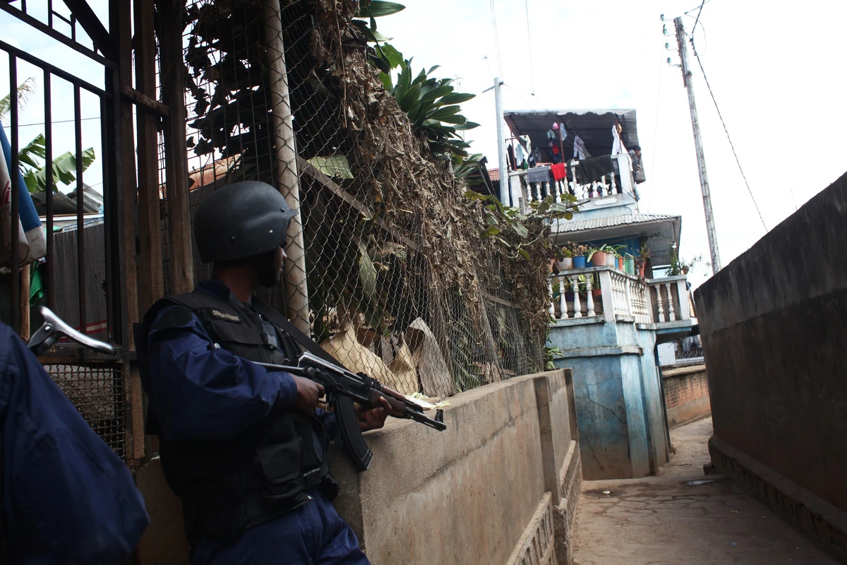 Madagascar army mutineers take over military base