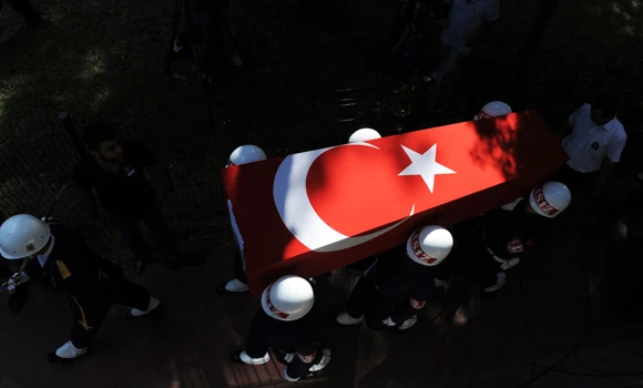 Turkey pays tribute to pilots shot down by Syria