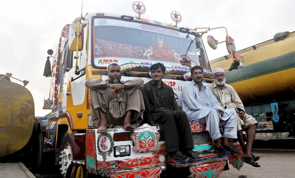 Pakistan to scan all NATO containers