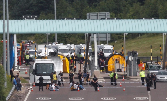 Police shut part of UK motorway after bus incident