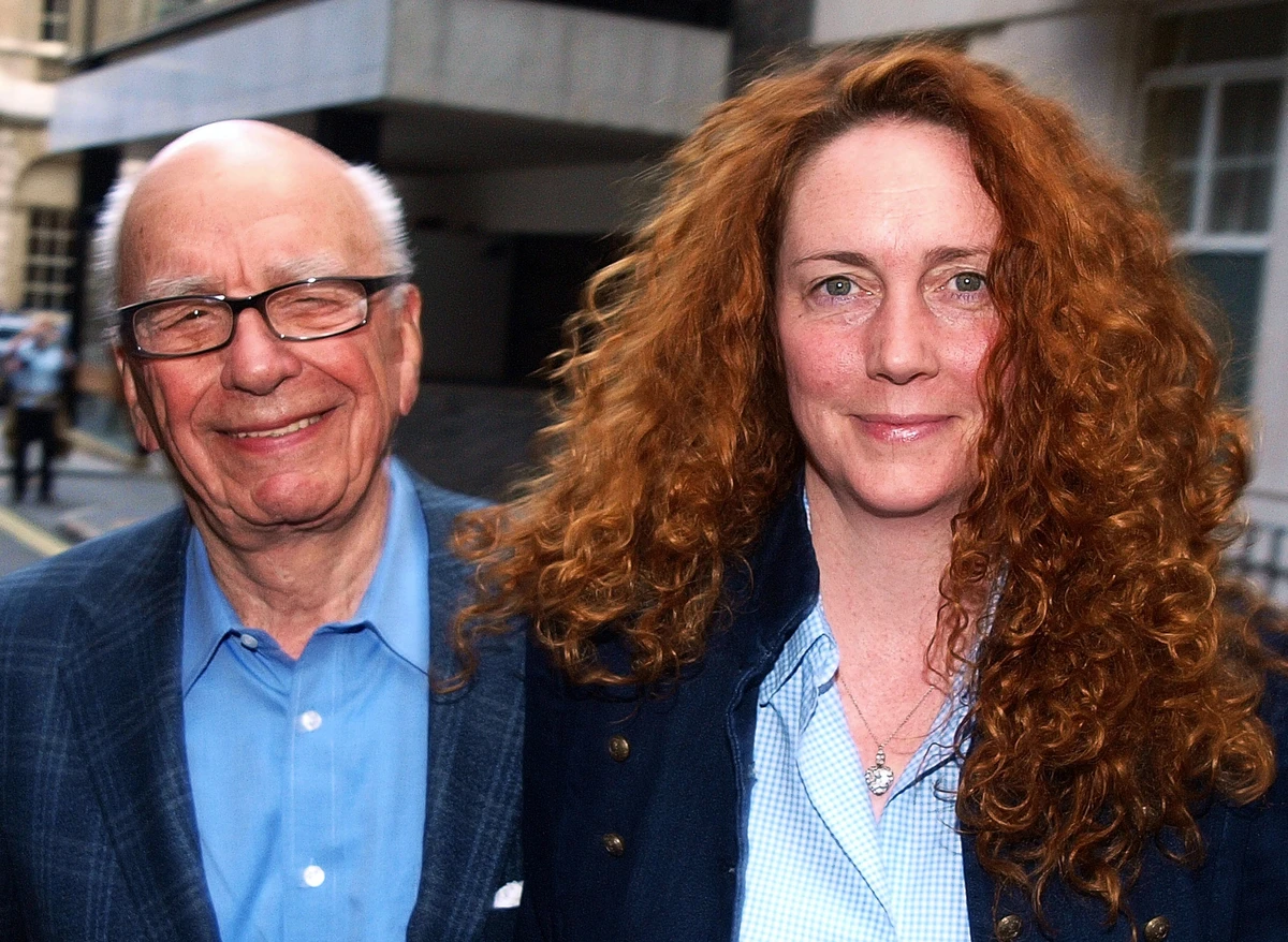 Murdoch resigns from boards of UK newspapers