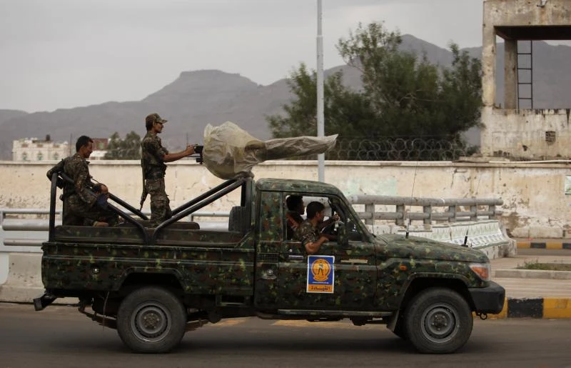 Eight killed in clashes near Yemen Interior Ministry