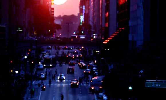 ‘Manhattanhenge’ sunset a marvel for New Yorkers