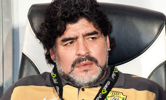 Wasl replaces Maradona with Metsu
