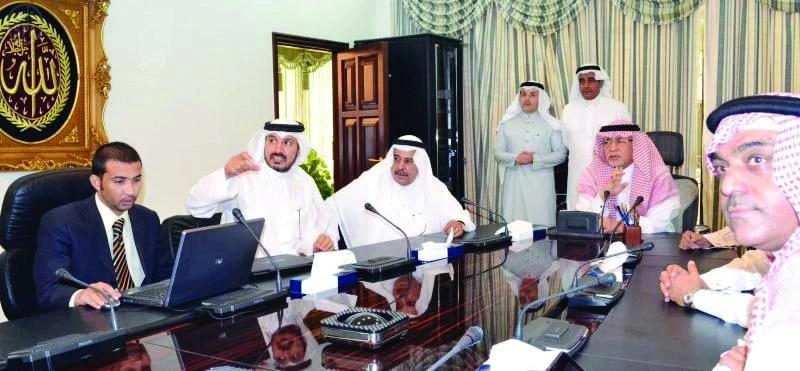 IINA urged to highlight world Muslim causes