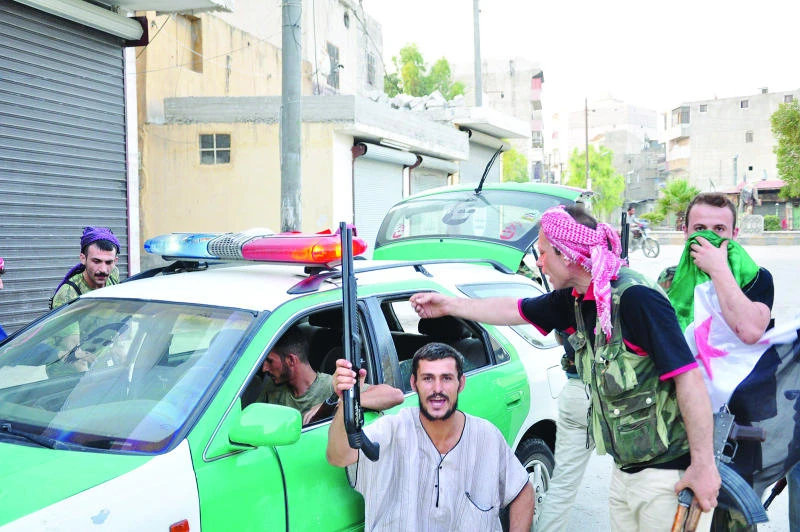 Syria uses combat aircraft to strike Aleppo