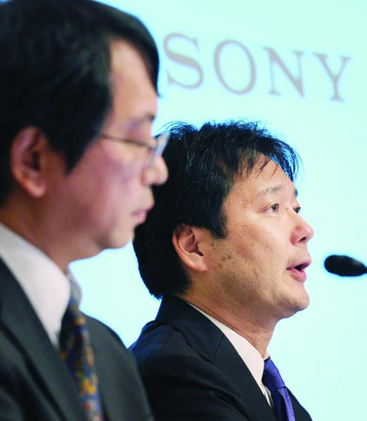 Sony’s loss grows, cuts earnings forecast