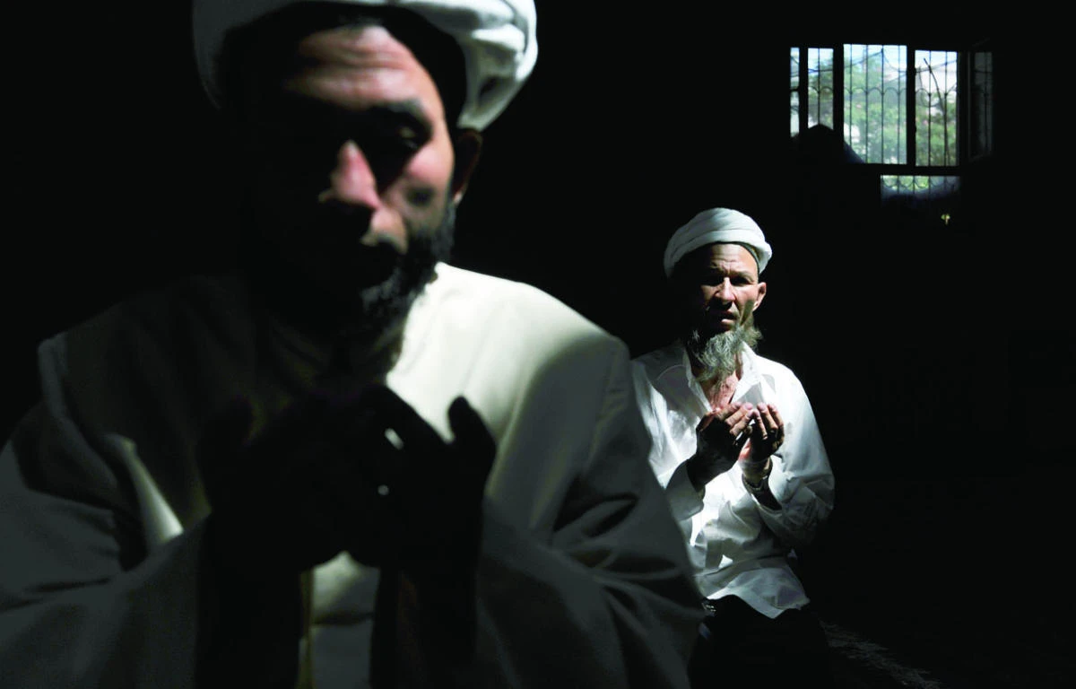 China discourages Uighur Muslims from fasting