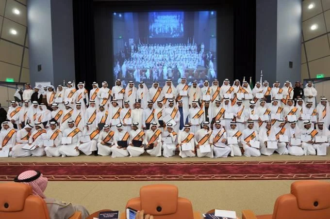 25 universities admit more than 250,000 students