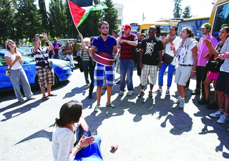 Pro-Palestinian activists make new bid to enter West Bank
