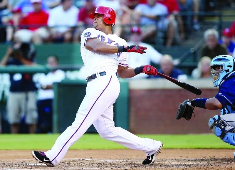 Rangers stay top in AL West