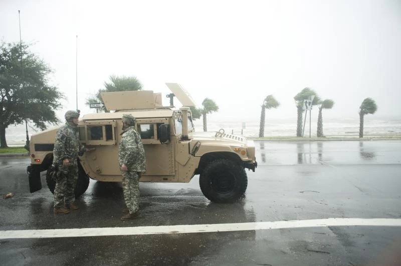 Hurricane Isaac spins into New Orleans on slow slog inland