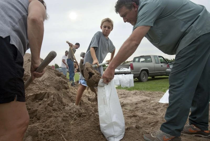 Isaac menaces US Gulf Coast 7 years after Katrina