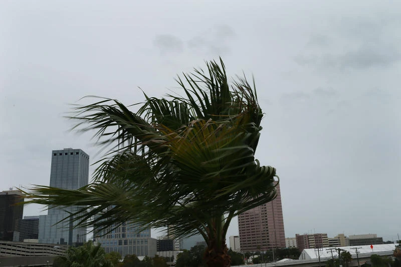 Isaac heads for US Gulf Coast after drenching south Florida