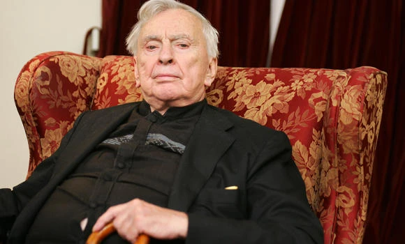 Novelist Gore Vidal dies at age 86: family