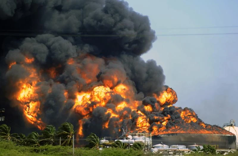 Survivors: Strong gas odor before Venezuela blast