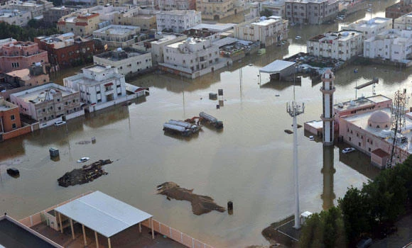 Ex-mayor, 3 others charged over 2009 Jeddah floods