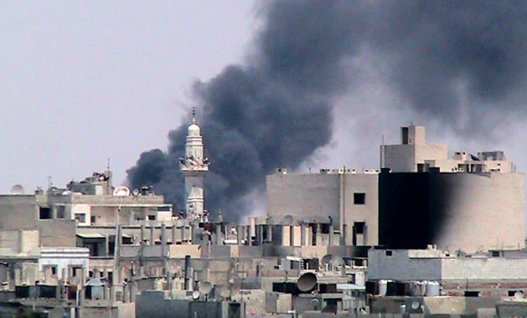 Syrian forces pound rebel frontline in Aleppo
