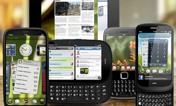 US braces for holiday clash of tech giants