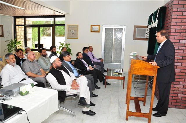 Consulate staff asked to provide relief to Pakistanis