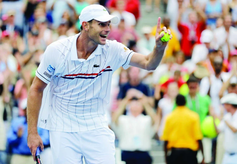 Roddick stretches long goodbye; Federer, Ivanovic in quarters
