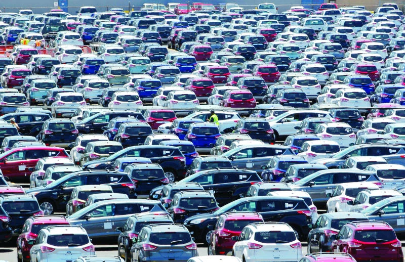 US auto sales on track to beat estimates
