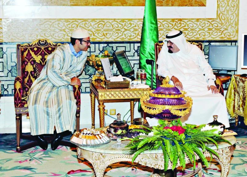 King backs dialogue center