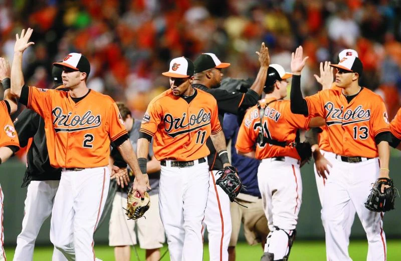Orioles hit 3 HRs, beat Sabathia and New York Yankees 5-4