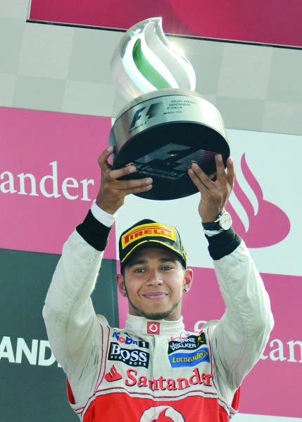 Hamilton’s first Italian win revives title bid